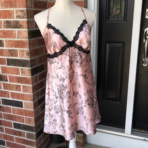 Linea Donatella Pink and Black lingerie - Picture 1 of 6